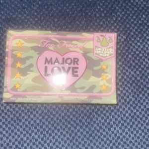 Too faced Major love palette
